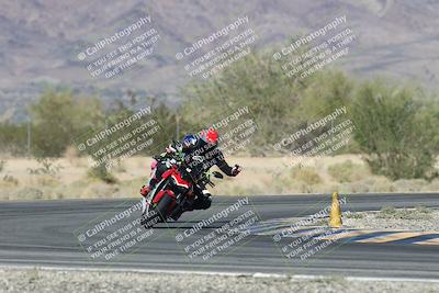 media/Oct-30-2025-Racers Edge (Thu) [[dabbdaf680]]/3-B Group/Session 5 (Turn 6)/